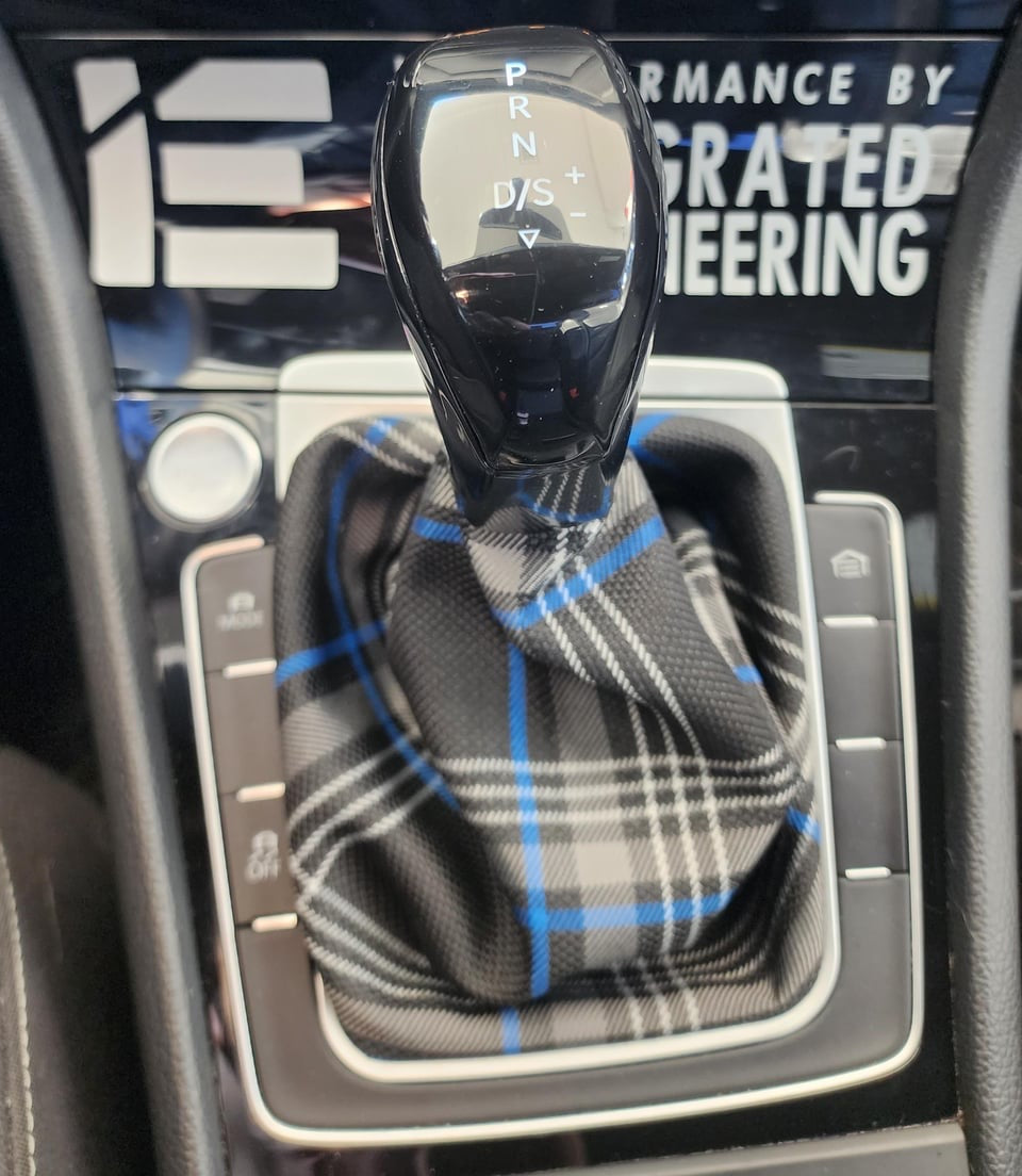 GTE Clark Plaid Shift Boot (MK7 Blue Plaid)